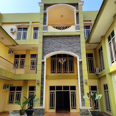 Hotel Randik Sekayu Esterno foto