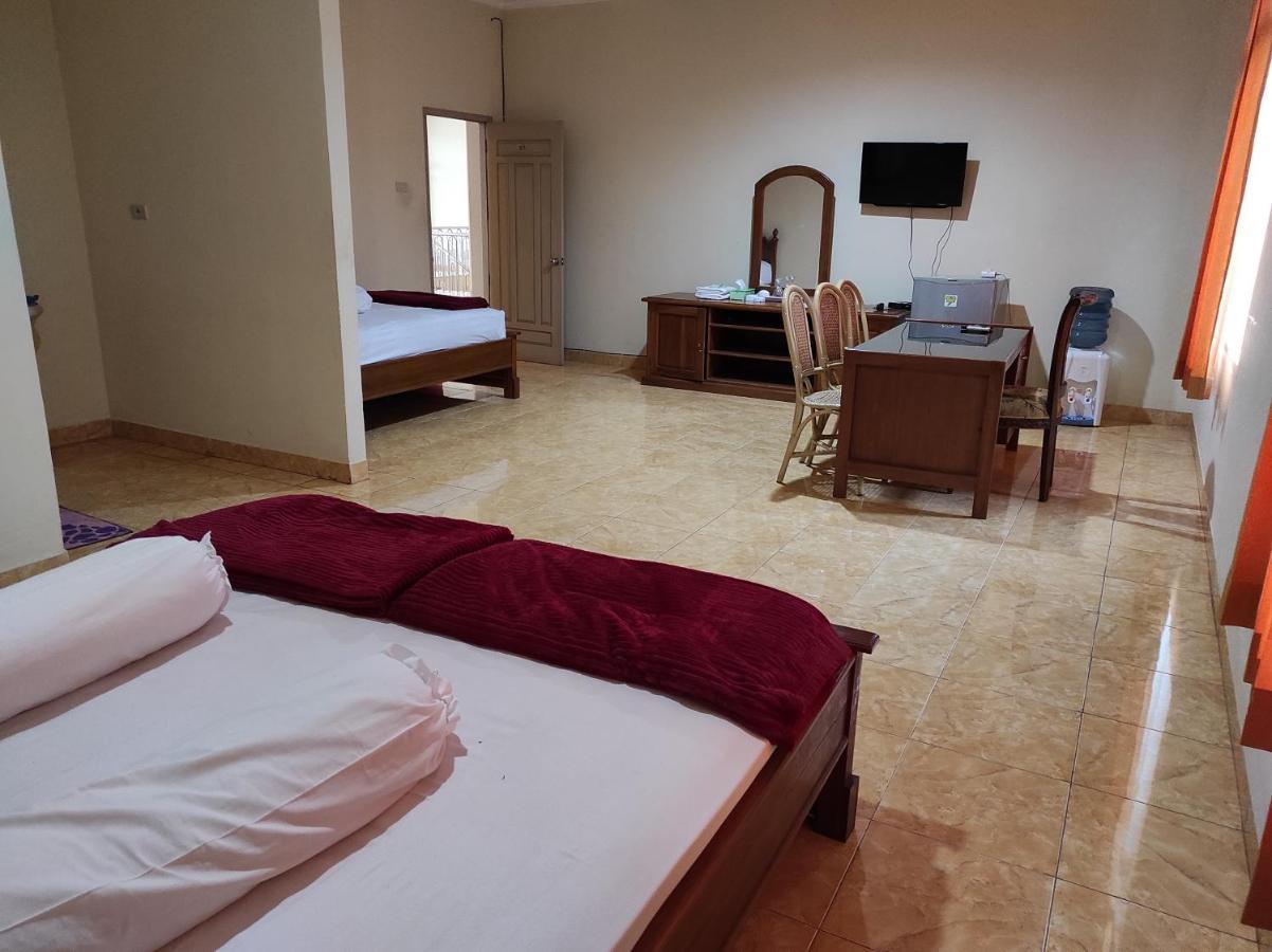 Hotel Randik Sekayu Esterno foto